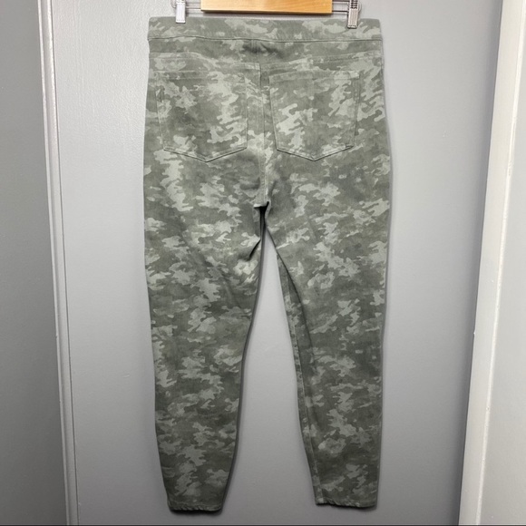 Spanx jean-ish camouflage pant XL - Picture 5 of 11